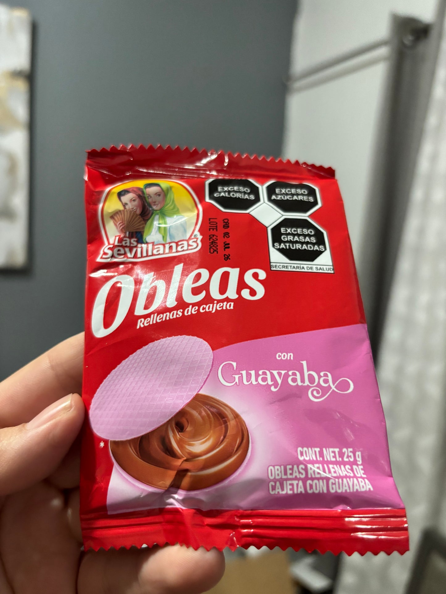 Obleas de cajeta con Guayaba “las Sevillanas”