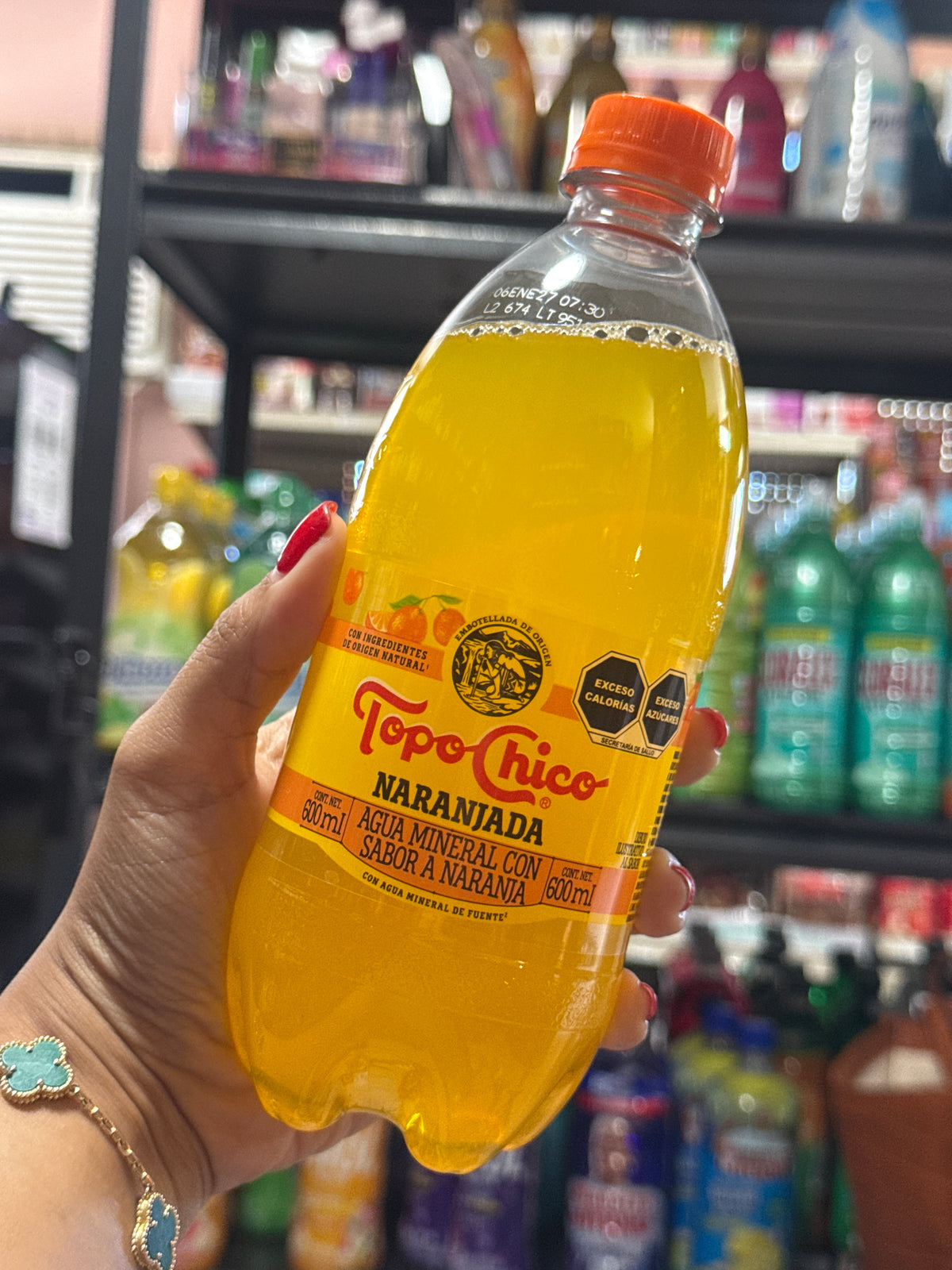 Topo Chico Naranjada