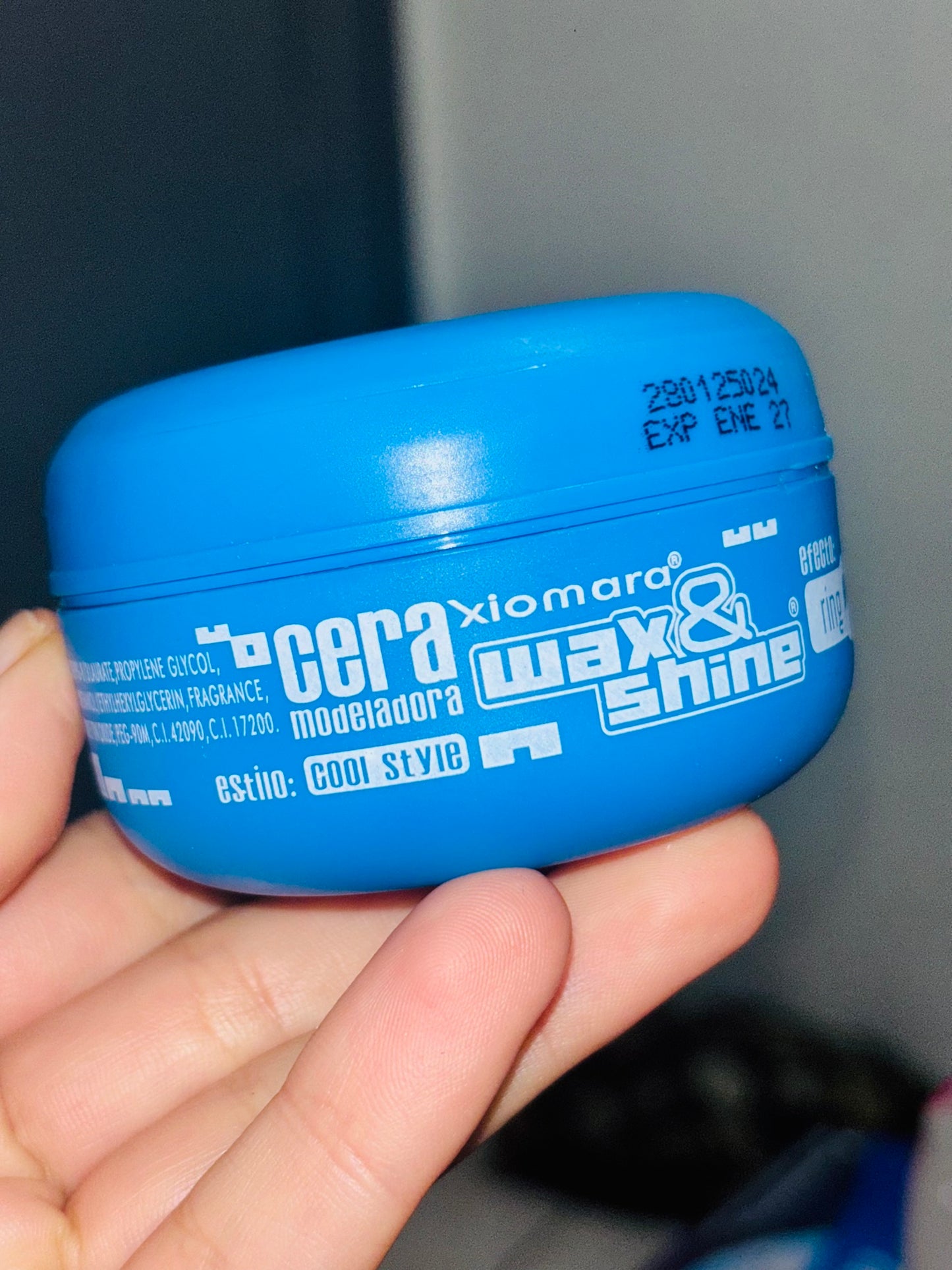 Cera sin sensación grasosa “wax&shine”