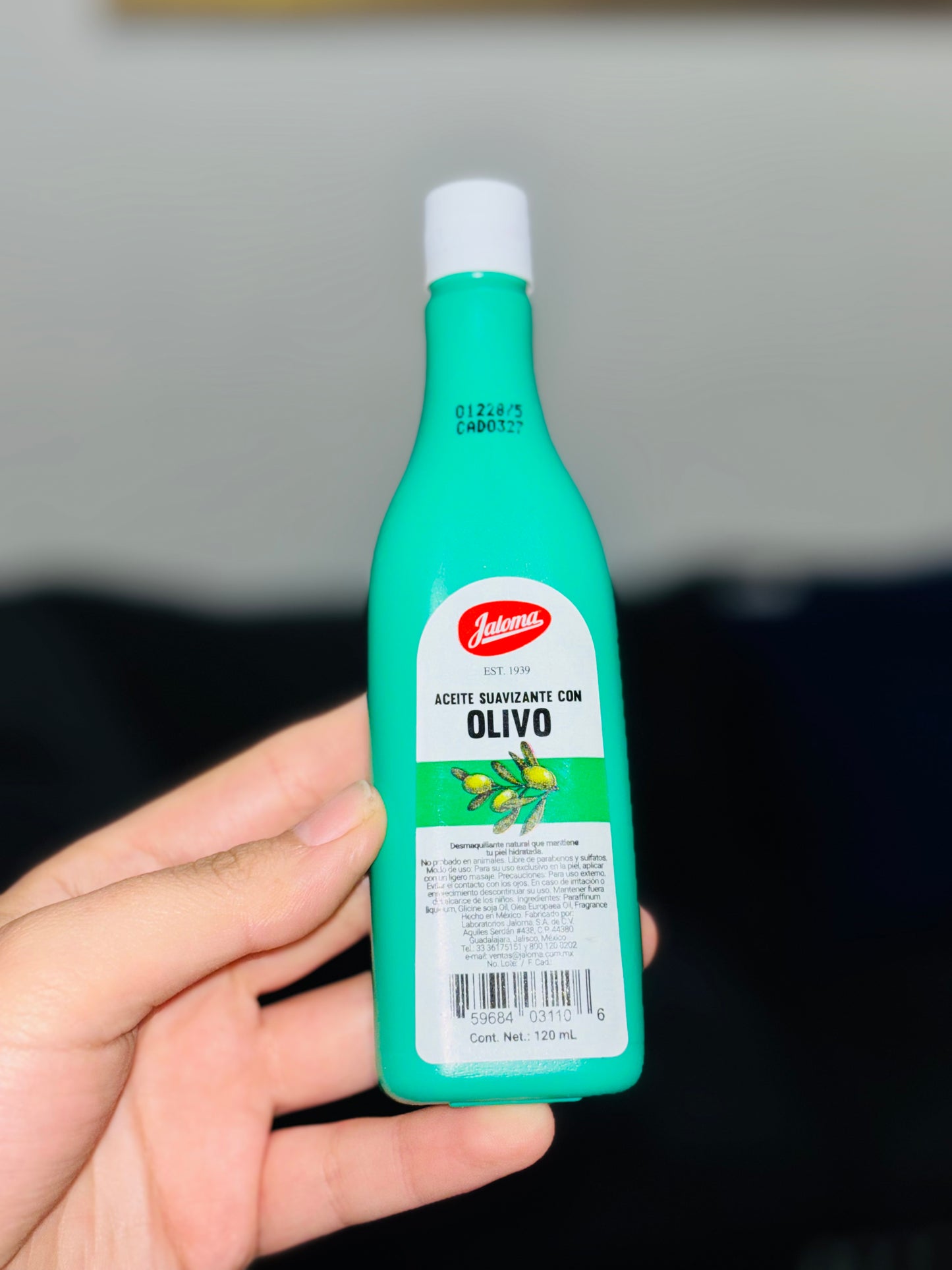 Aceite suavizante con Olivo “Jaloma”