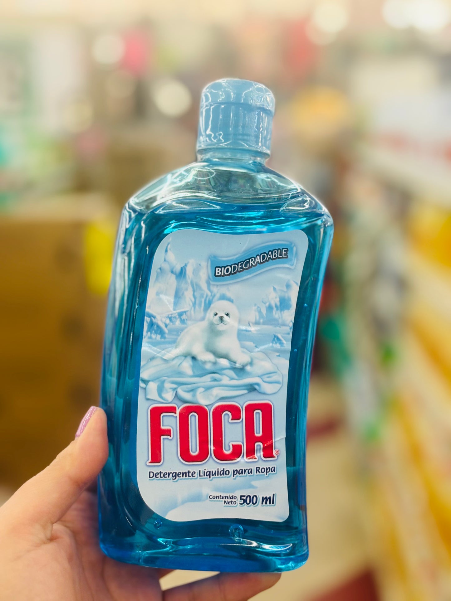 Detergentes líquidos multiusos pequeños