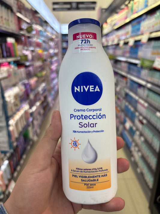 Nivea Crema Corporal Protección Solar Fps15 220ml