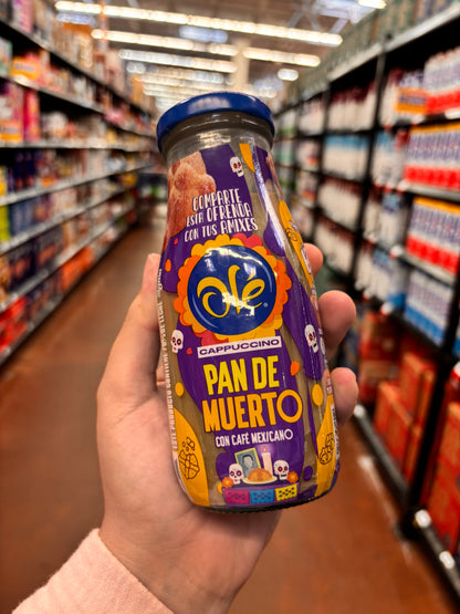 Cappuccino Pan De Muerto con Café Mexicano “Ole”