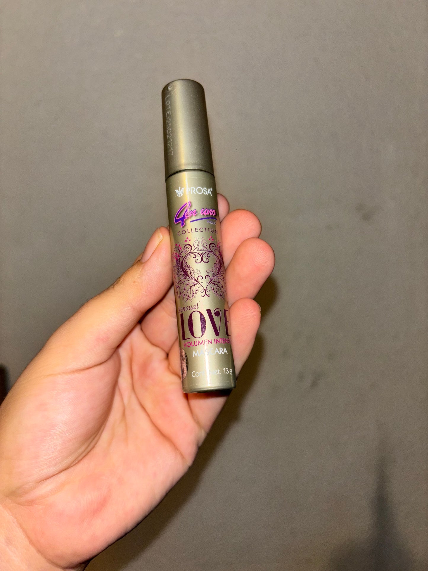 Máscara Volumen Intenso Sensual Love “Prosa”