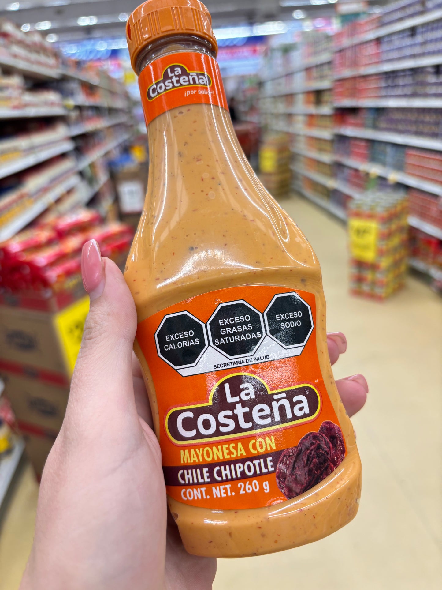 Mayonesa con Chile chipotle “La costeña”