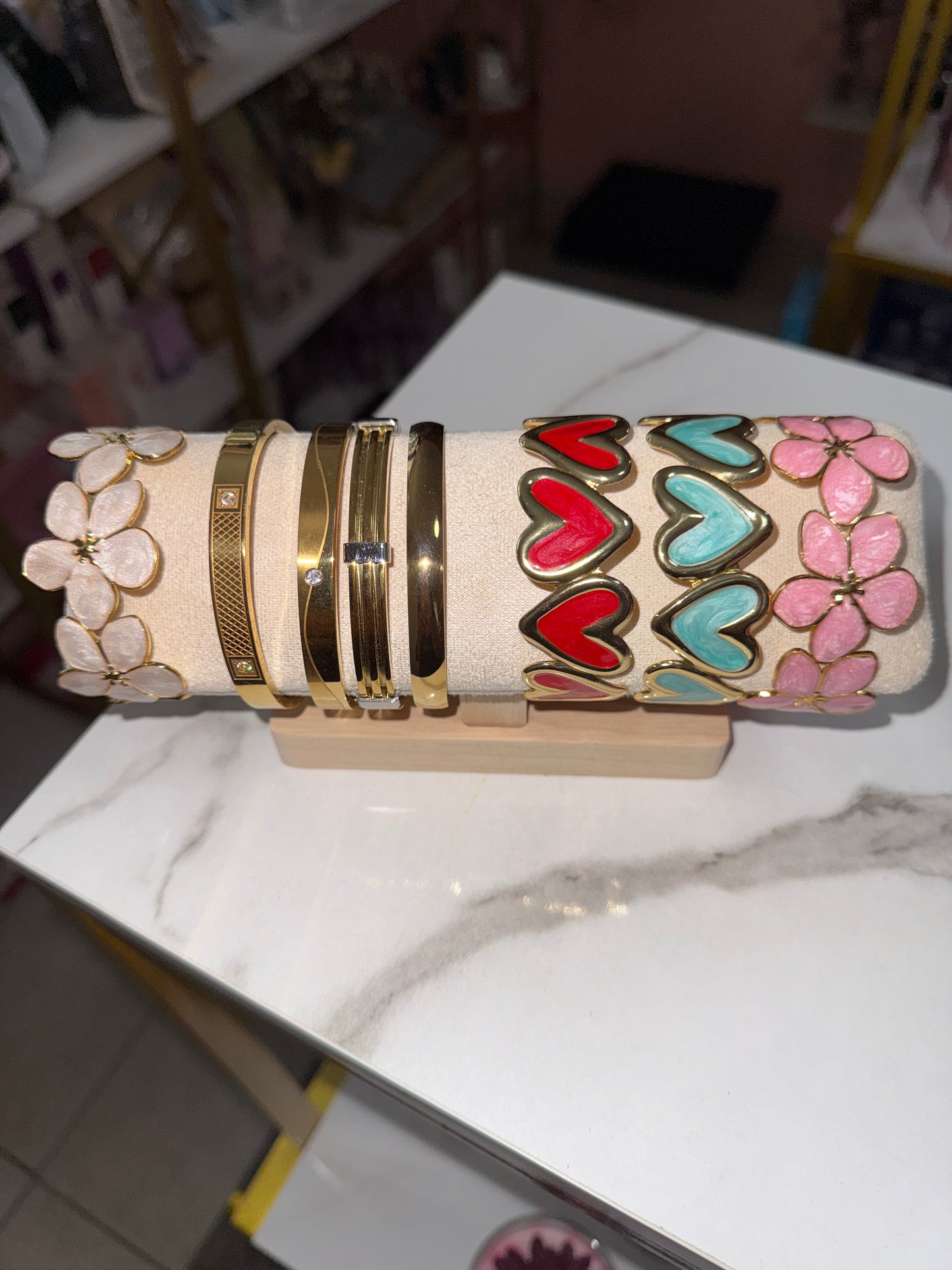 Amor Accesories